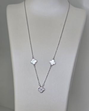 Cadena 3 treboles, nacar con pave. Plata rodinada