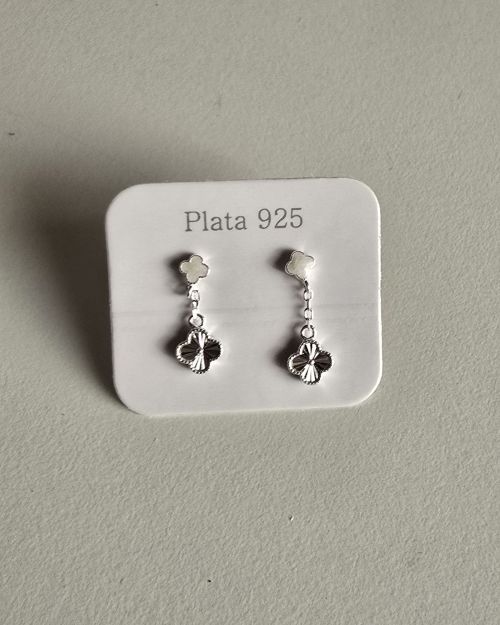 Aros pasantes alargados rodinados con van cleef trebol&nacar