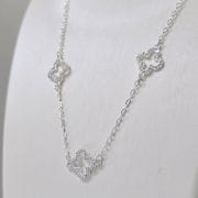 Gargantilla treboles calados plata con cubics
