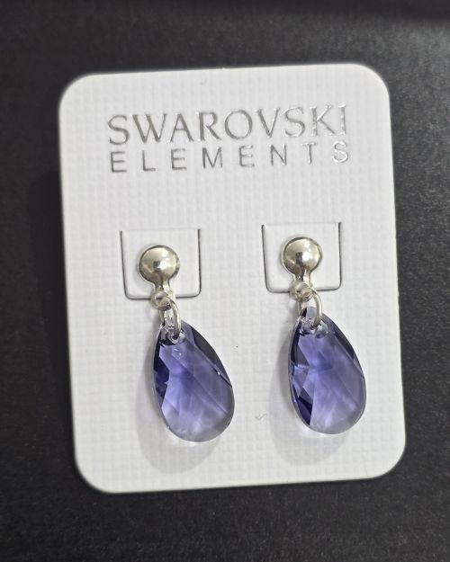 Aros pasantes gota tonalidad violeta de cristales swarovski