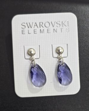 Aros pasantes gota tonalidad violeta de cristales swarovski