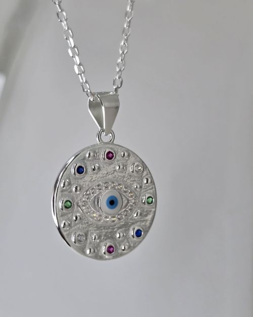 Gargantilla de ojo turco con medalla plata