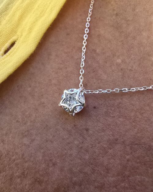 Gargantilla de Estrella 8mm colección MAR