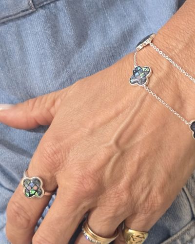 Pulsera doble con treboles nacar colores de Plata 925