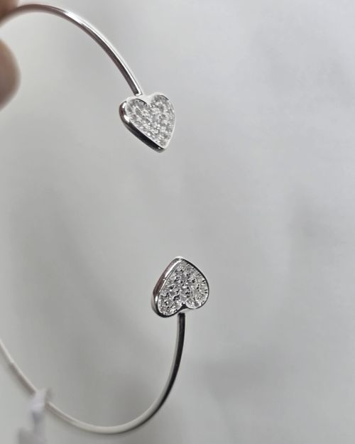 Esclava abierta de corazones