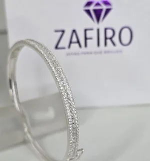 Esclava con cubics y pave rigida de plata