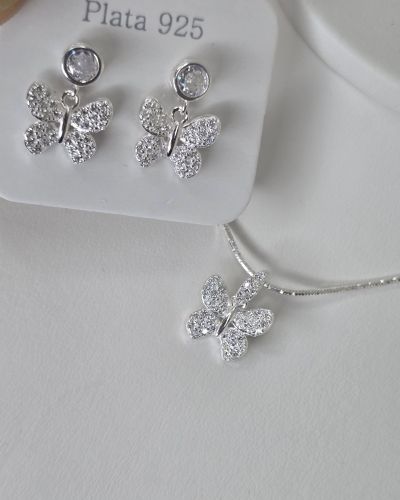 Conjunto mariposa cubic blanco aros más dije