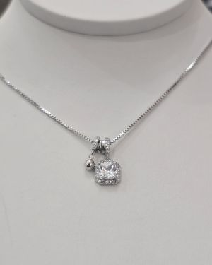 Cadena rodinada con dije cuadrado de Plata