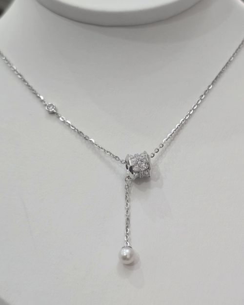 Cadena rodinada con aro más perla punto luz caida