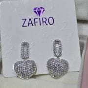 Aros pasantes de brillo con corazón