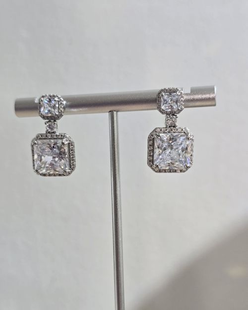 Zarcillos importados cuadrados plata rodinada