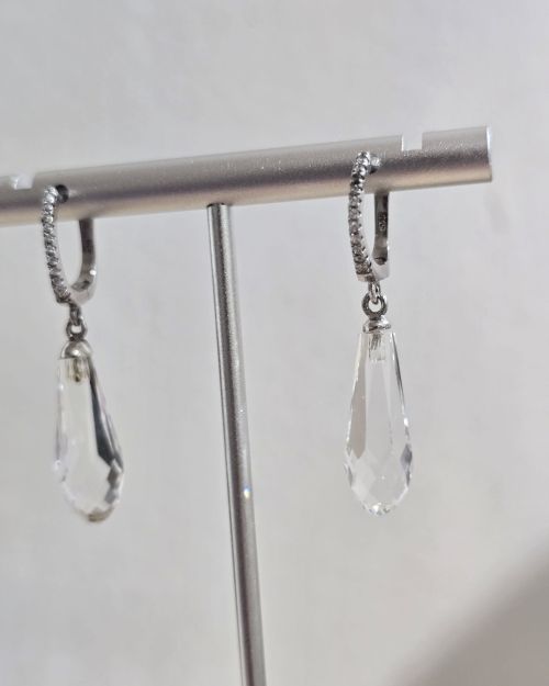 Argollas pave con cristal gota swarovski