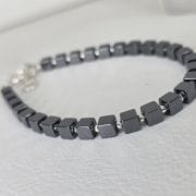 Pulsera hematite plata sin genero
