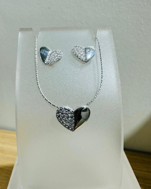 Conjunto de corazones Dije más aros
