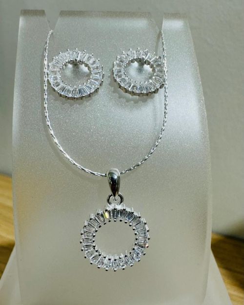 Conjunto circular calado cubic aro más dije Plata925