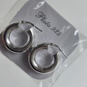 Argollas anchas de tamaño chico plata lisa