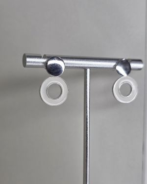 Aros geometricos circulares plata esmalte blanco