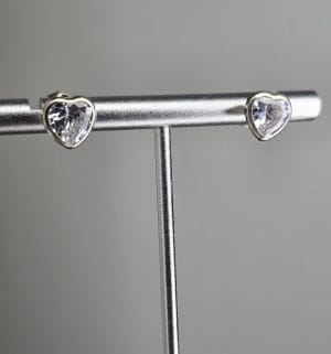 Aros pasantes corazón cubic cristal
