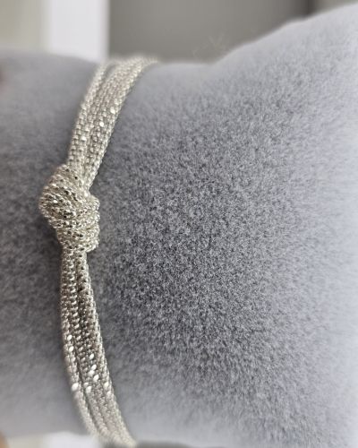 Pulsera con 4 hilos plata italiana más nudo