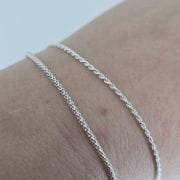 Pulsera italiana entrenzada liviana plata