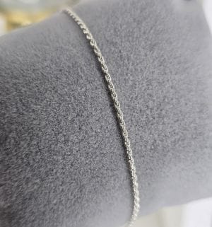 Pulsera italiana entrenzada liviana plata
