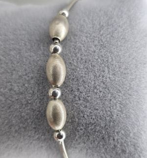 Pulsera satinada con bolas de Plata 925