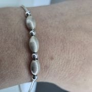 Pulsera satinada con bolas de Plata 925