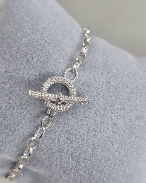 Pulsera rolo con importante cierre con cubic y brillo